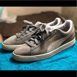 Used Grey Suede Pumas